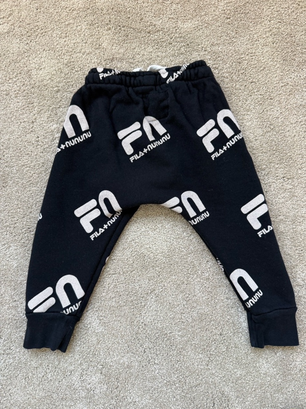 Nununu black joggers 18-24mo - Picture 2 of 3
